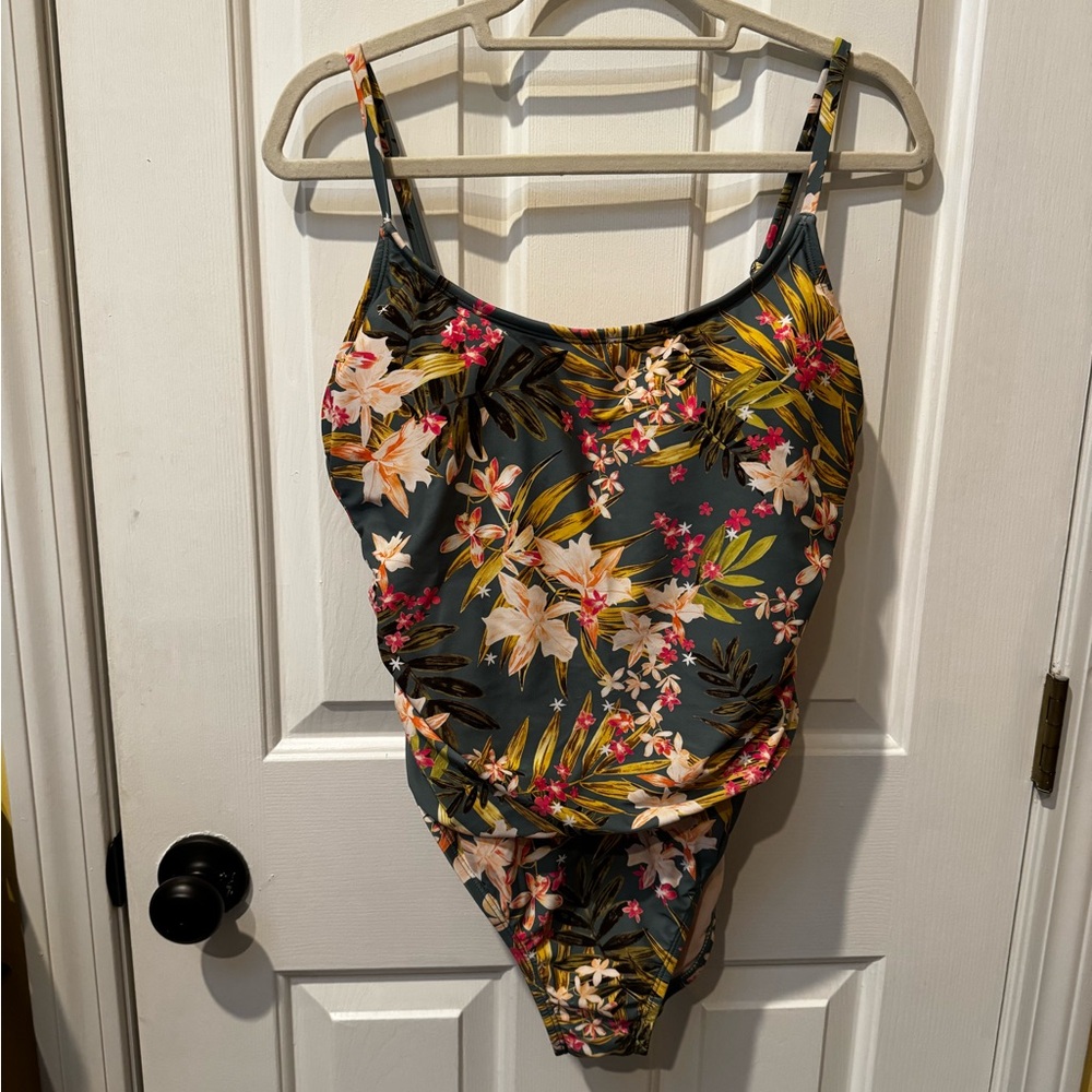 Kona Sol One Piece Swimsuit